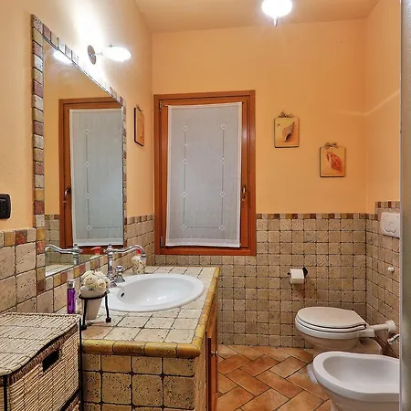 Oleandra Villa Lacona
